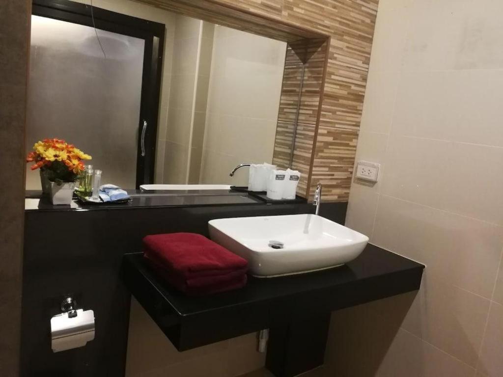 Nutchana Hill Boutique Hotel Hat Yai Eksteriør billede